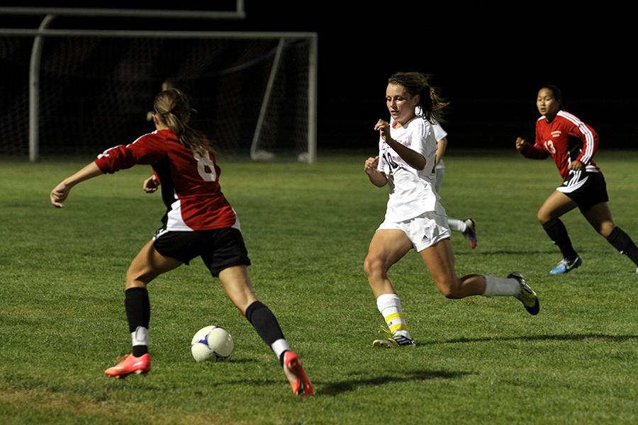 Captain Darby Winterer goes for the ball against Snohomish on September 12.