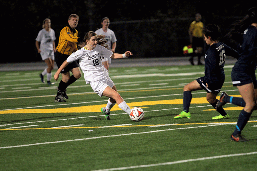 Olivia Larson (16) blows past a Glacier Peak defender in Arlingtons 4-0 win in the District semi-final. 