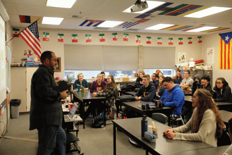 Senor Duskin talks with his class during second period on January 11th. 