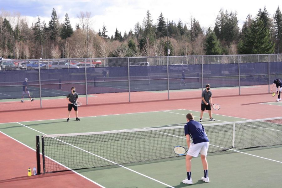 Tyler Uffens and Cadyn Sava up against Lakewood on court four. 