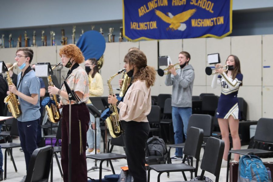 Students in Wind Ensemble rehears pep-songs. 