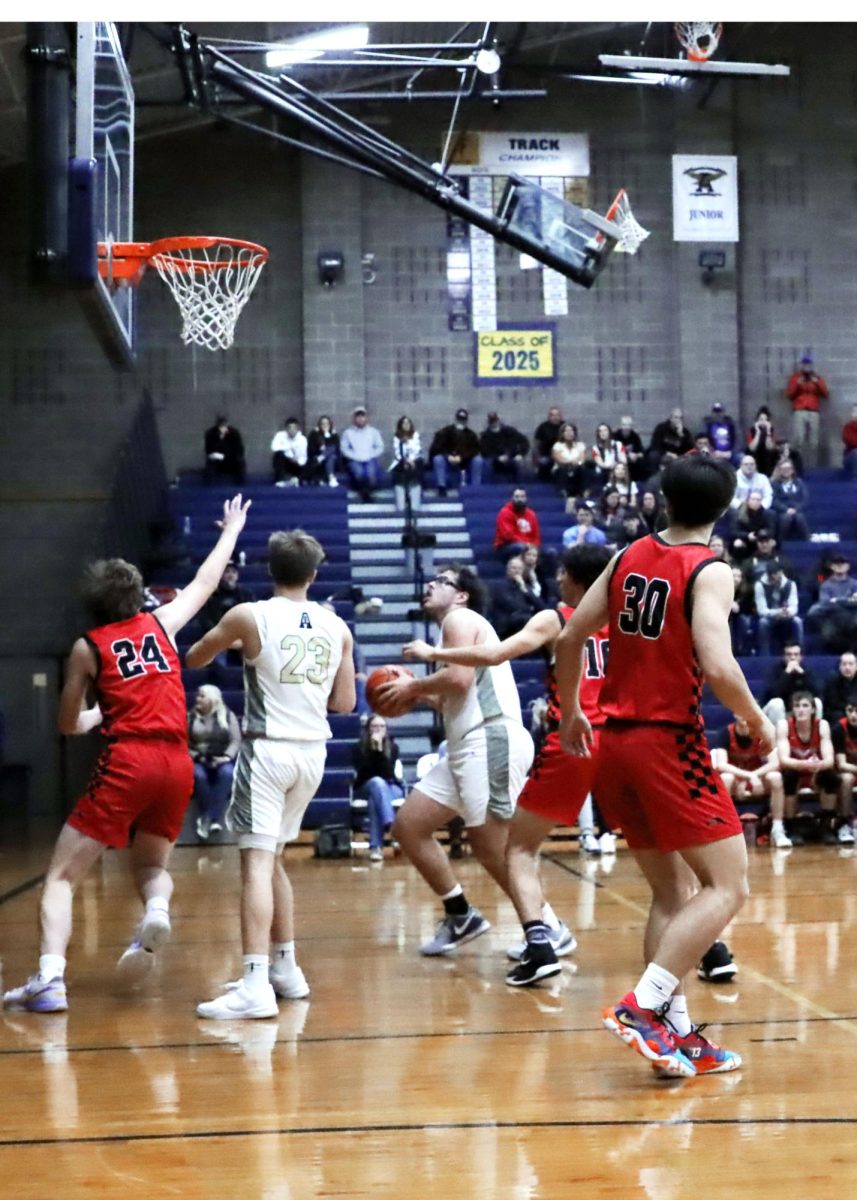 Snohomish Panthers came to Eagle Country December 8. “It was my Snohomish game so it was my best game all year, I don’t really remember what I scored but it was really high in points and I was getting the crowd hype,” Kooy said. The Eagles were victorious 71-44. 