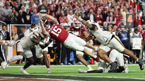 Fernando Mendoza dives into the end zone in the fourth quarter of Indiana's victory.
(VIA: ESPN) 