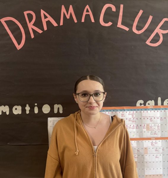 Raina McAuliffe, drama club member